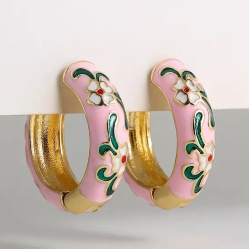 White Flower Pink Enamel Gold Toned Hoop Earrings - Picture 1 of 6
